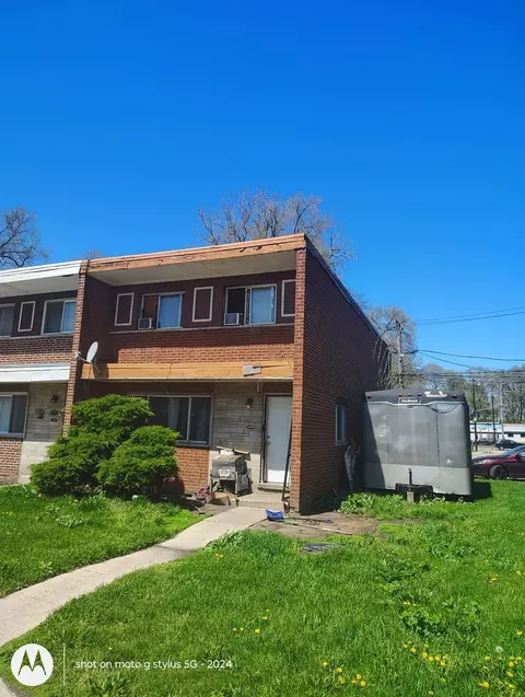 9522 S Colfax Ave, Chicago, IL 60617 photo 1