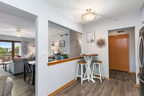455 W Front St #201, Wheaton, IL 60187 photo 13