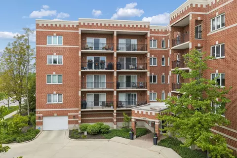 455 W Front St #201, Wheaton, IL 60187 photo 30