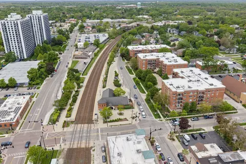 455 W Front St #201, Wheaton, IL 60187 photo 39