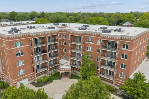 455 W Front St #201, Wheaton, IL 60187 photo 29