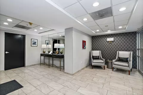 455 W Front St #201, Wheaton, IL 60187 photo 25