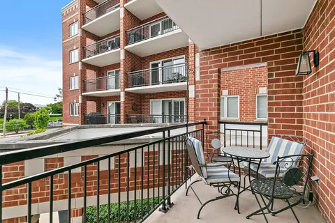 455 W Front St #201, Wheaton, IL 60187 photo 20