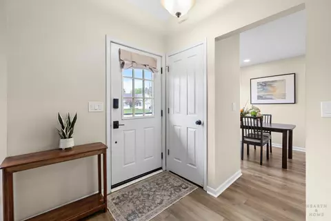 Entry Way - 5832 Landcaster Cir, Mchenry, IL 60050 photo 1 of 2