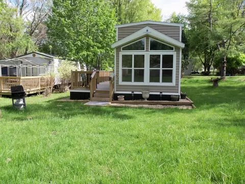 2448 49 Woodhaven, Sublette, IL 61367