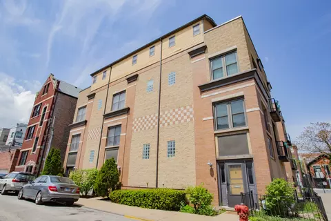 1504 W Pearson St, Chicago, IL 60642