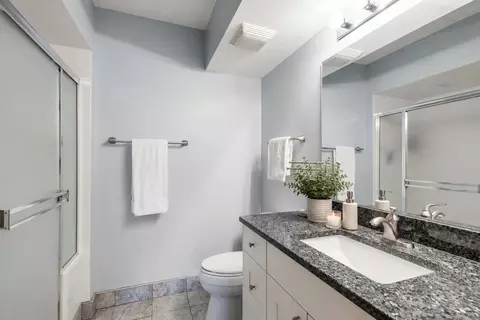 Bath - 1477 E Thacker St #205, Des Plaines, IL 60016 photo 1 of 2