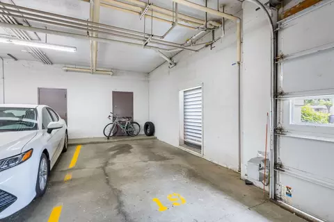 Exterior - 1477 E Thacker St #205, Des Plaines, IL 60016 photo 2 of 2