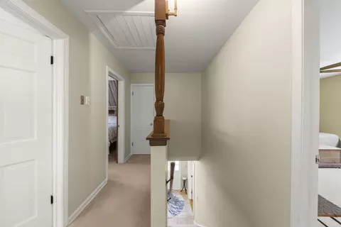 Entry Way - 105 Thrush Ln, Naperville, IL 60540 photo 5 of 6