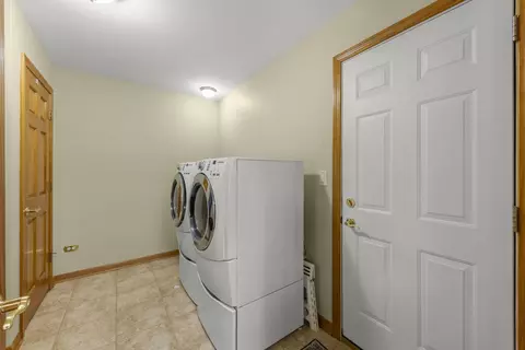 Other - 105 Thrush Ln, Naperville, IL 60540 photo 5 of 11