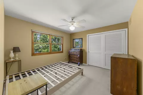 Bedroom - 105 Thrush Ln, Naperville, IL 60540 photo 5 of 8