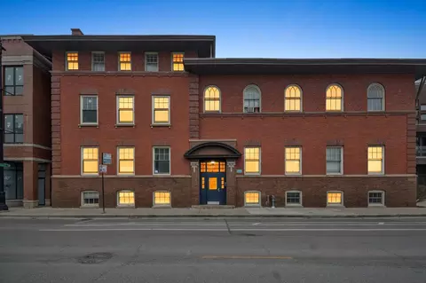 2150 W North Ave #11, Chicago, IL 60647