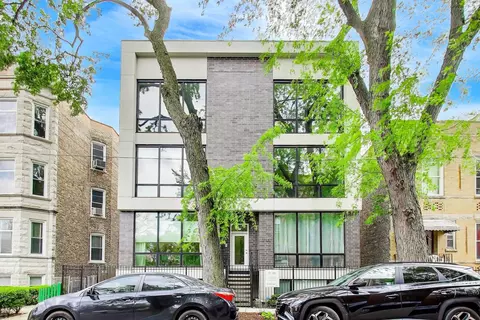 2733 W Hirsch St #2W, Chicago, IL 60622