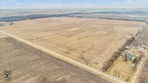 View/Area - 194 W Acres W Holt Rd, Minooka, IL 60447 photo 2 of 5