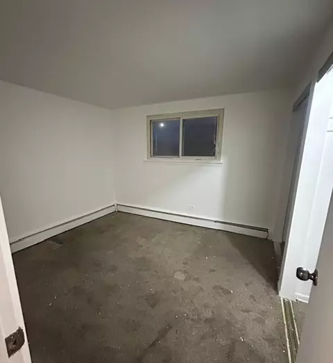 Bedroom - 14633 Keystone Ave #2D, Midlothian, IL 60445 photo 1 of 4
