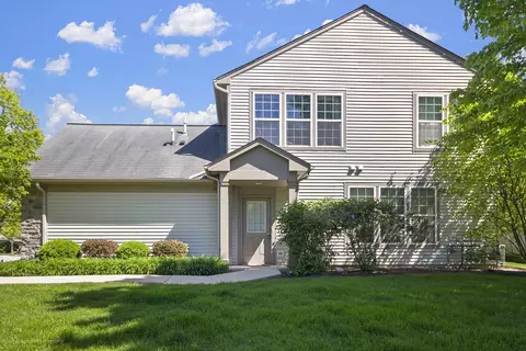 514 Metropolitan St, Aurora, IL 60502