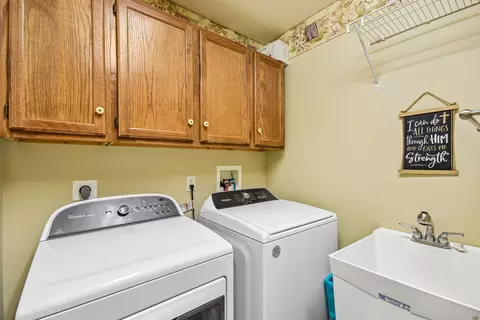 Other - 1041 Lakeview Dr, Morris, IL 60450 photo 4 of 8