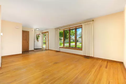 Living - 1403 E Lowden Ave, Wheaton, IL 60189 photo 3 of 6