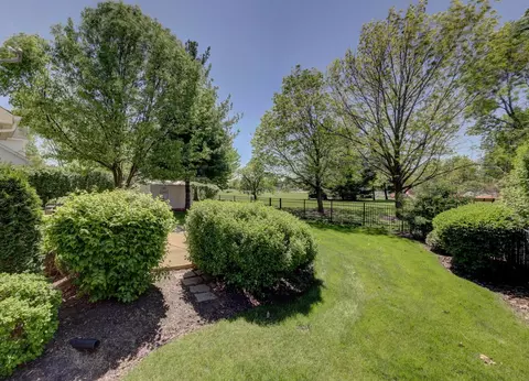 411 Belmont Ln, Bartlett, IL 60103 photo 33