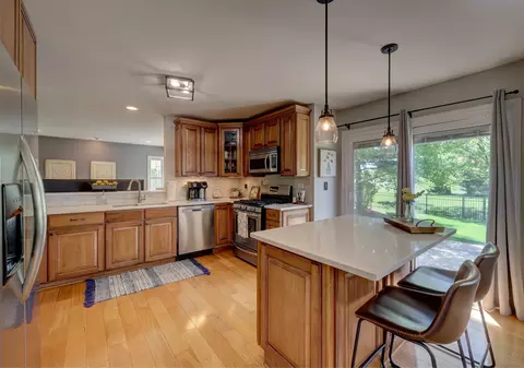 411 Belmont Ln, Bartlett, IL 60103 photo 10