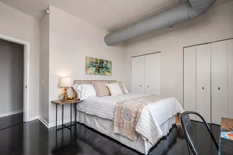 Bedroom - 1200 W Monroe St #901, Chicago, IL 60607 photo 5 of 5