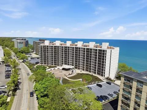 1500 Sheridan Rd #9K, Wilmette, IL 60091