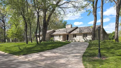 Exterior - 39 W526 Lori Ln, Elgin, IL 60124 photo 3 of 19