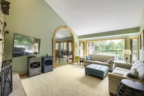 Living - 39 W526 Lori Ln, Elgin, IL 60124 photo 1 of 5