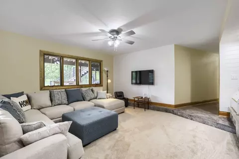 Living - 39 W526 Lori Ln, Elgin, IL 60124 photo 3 of 5