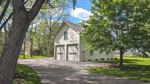 Other - 39 W526 Lori Ln, Elgin, IL 60124 photo 14 of 18