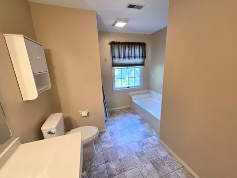 Bath - 3404 Windmill Rd, Bloomington, IL 61704 photo 1 of 5