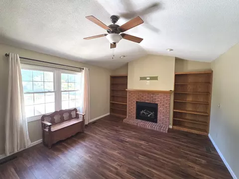 Living - 3404 Windmill Rd, Bloomington, IL 61704 photo 2 of 5