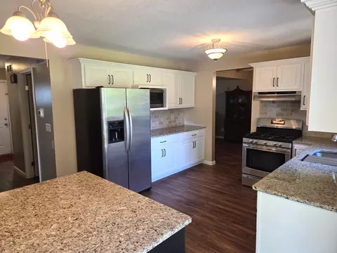 Kitchen - 3404 Windmill Rd, Bloomington, IL 61704 photo 2 of 6