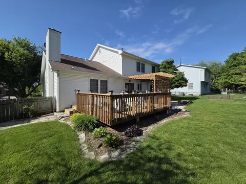 Exterior - 3404 Windmill Rd, Bloomington, IL 61704 photo 5 of 18