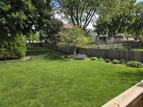 Exterior - 3404 Windmill Rd, Bloomington, IL 61704 photo 18 of 18
