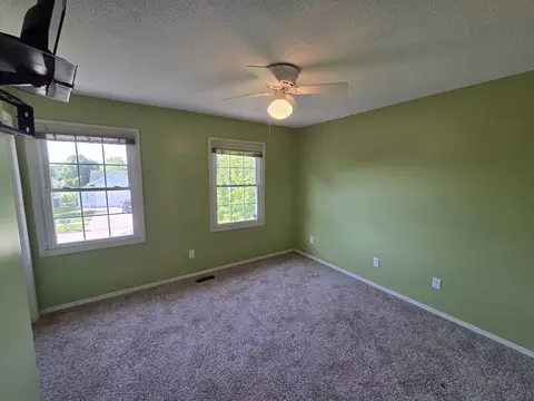 Bedroom - 3404 Windmill Rd, Bloomington, IL 61704 photo 5 of 9