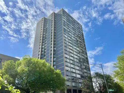 5320 N Sheridan Rd #2203, Chicago, IL 60640