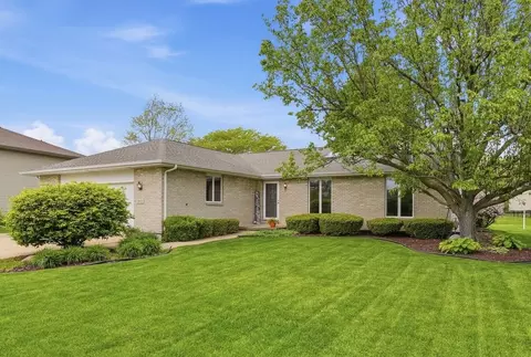 309 Andrea Dr, Manhattan, IL 60442