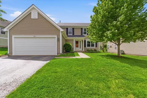 570 W Camden Ln, South Elgin, IL 60177
