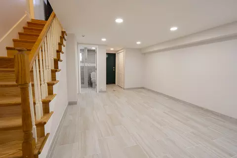Living - 734 E 105th St, Chicago, IL 60628 photo 3 of 4