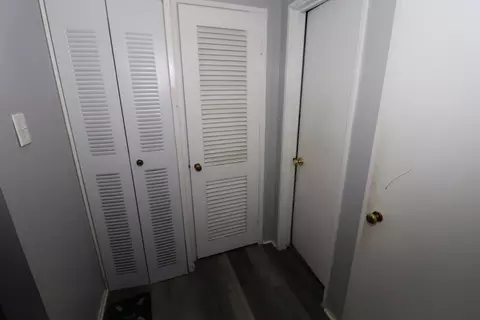 Entry Way - 2702 Saint James St, Rolling Meadows, IL 60008 photo 2 of 2