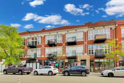 1907 N Milwaukee Ave #306, Chicago, IL 60647