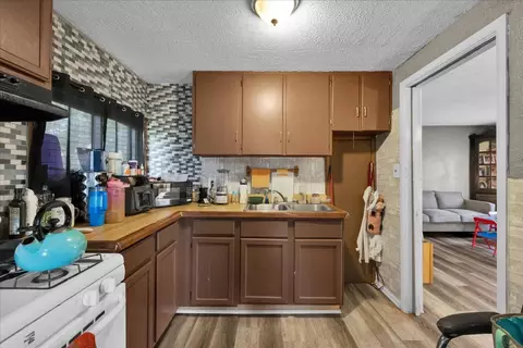 Kitchen - 817 Front St, Aurora, IL 60505 photo 2 of 3