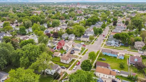 View/Area - 817 Front St, Aurora, IL 60505 photo 4 of 6