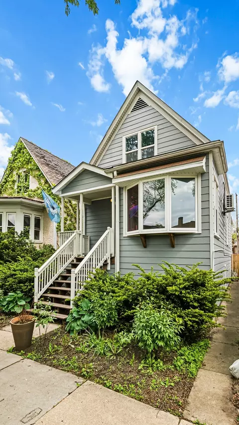 4127 N Richmond St, Chicago, IL 60618