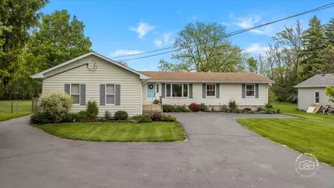 1271 N Randall Rd, Aurora, IL 60506