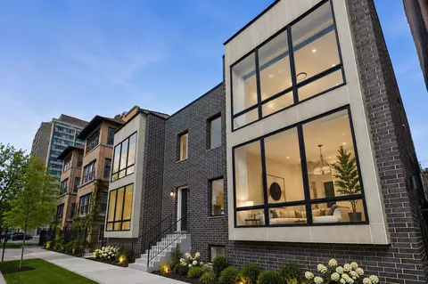 4717 S Ingleside Ave, Chicago, IL 60615