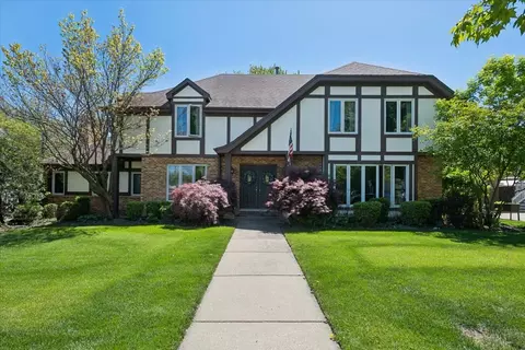 6729 W Ardmore Ave, Chicago, IL 60631