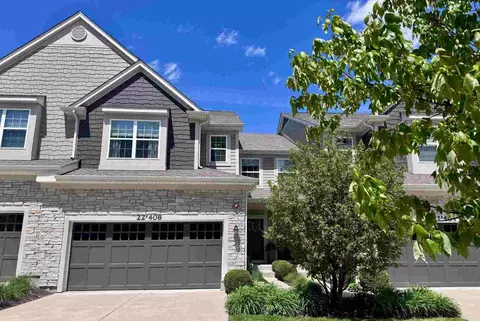 22 W408 Autumn Blaze Dr #22W408, Glen Ellyn, IL 60137