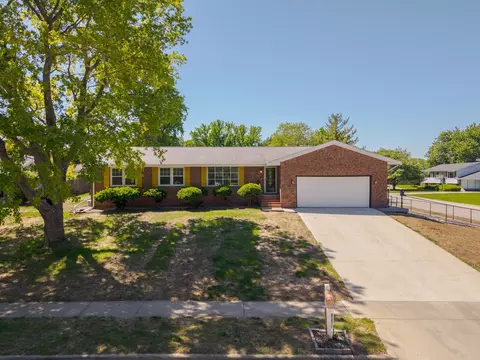 Exterior - 1717 Cook Dr, Normal, IL 61761 photo 12 of 14